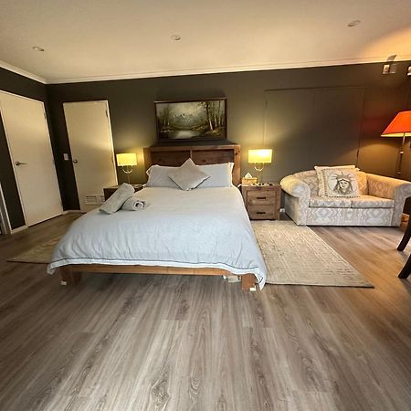 Lakeview Holiday Hideaway Таупо Экстерьер фото