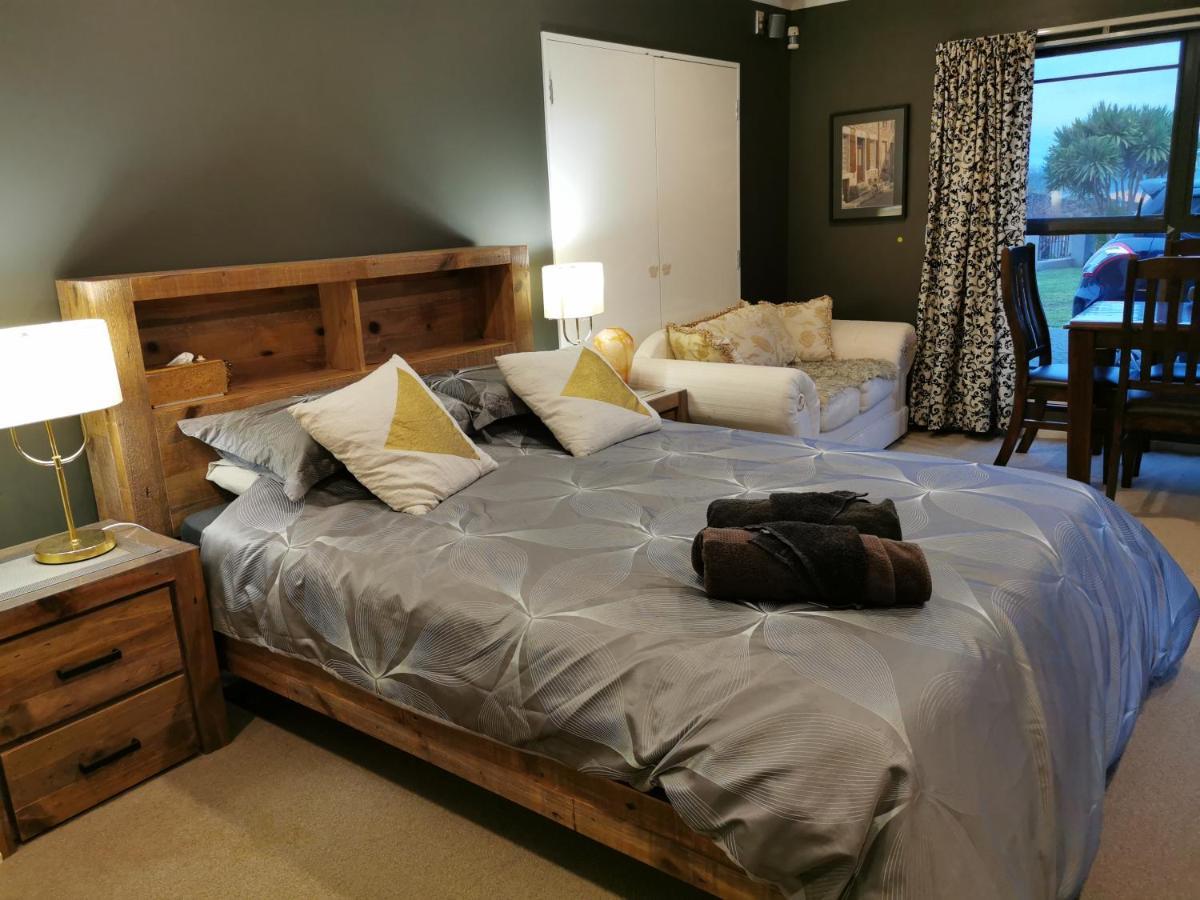 Lakeview Holiday Hideaway Таупо Экстерьер фото